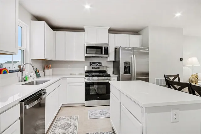 $475,000 | 8 Trailhead Road, Henrietta, NY 14467