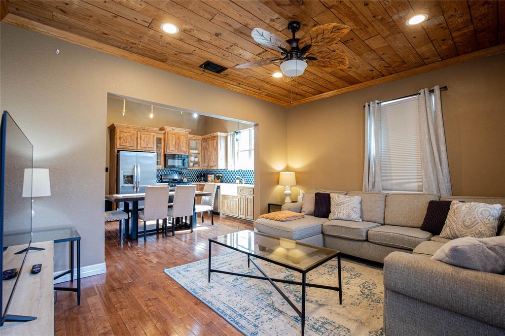 929 North 12th Street Waco, TX 76707 - Photo 3 of 19
