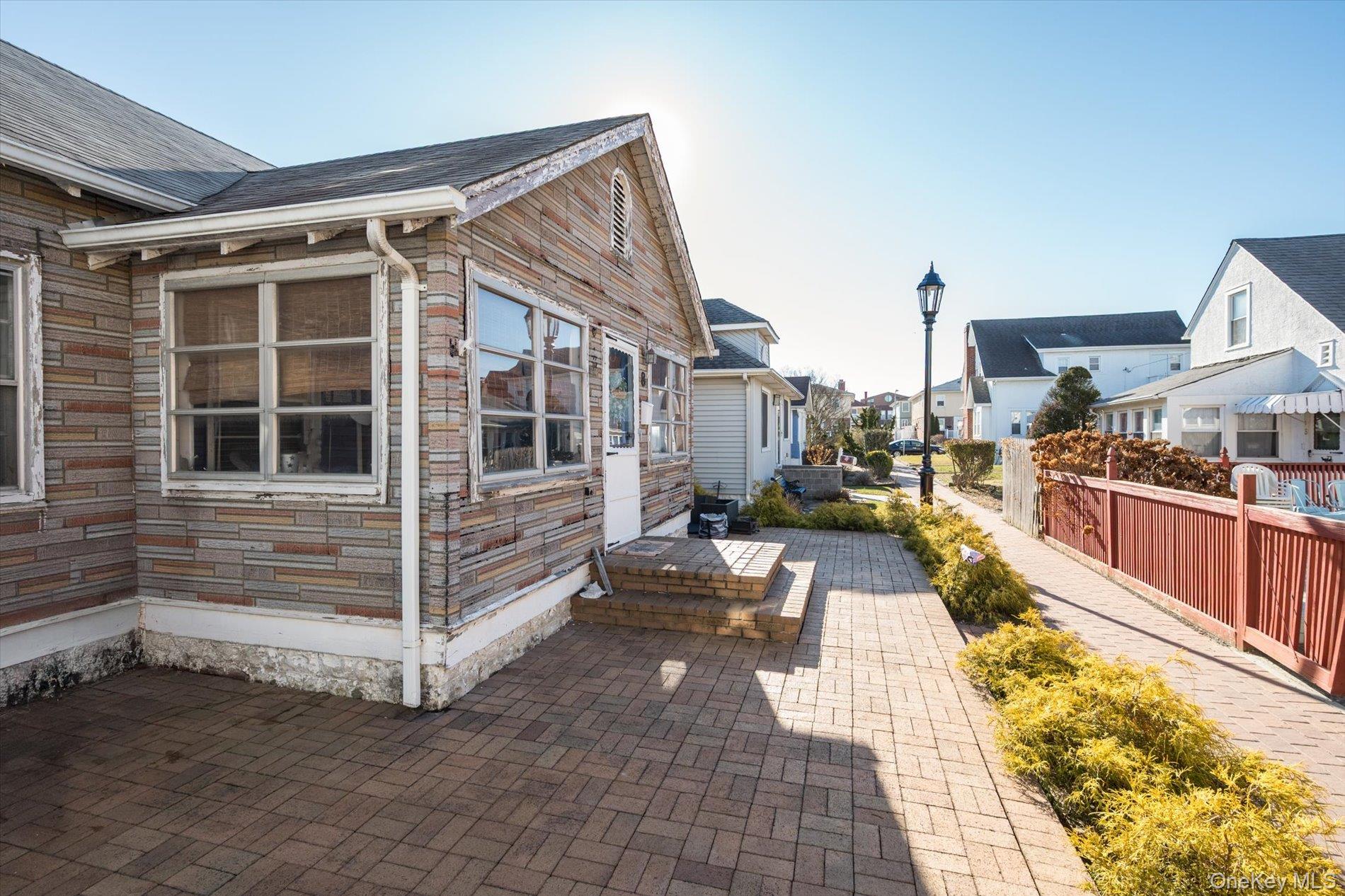 8 July Walk Long Beach, NY 11561 - Photo 3 of 14 a view of a balcony with city view