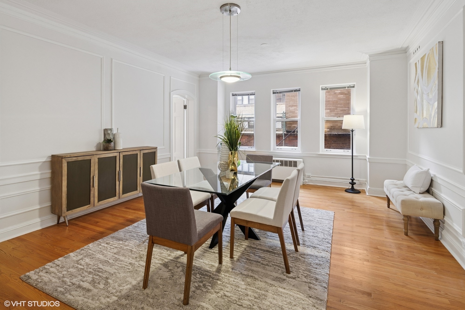 2920 North Commonwealth Avenue, Unit 2B Chicago, IL 60657 - Photo 13 of 32