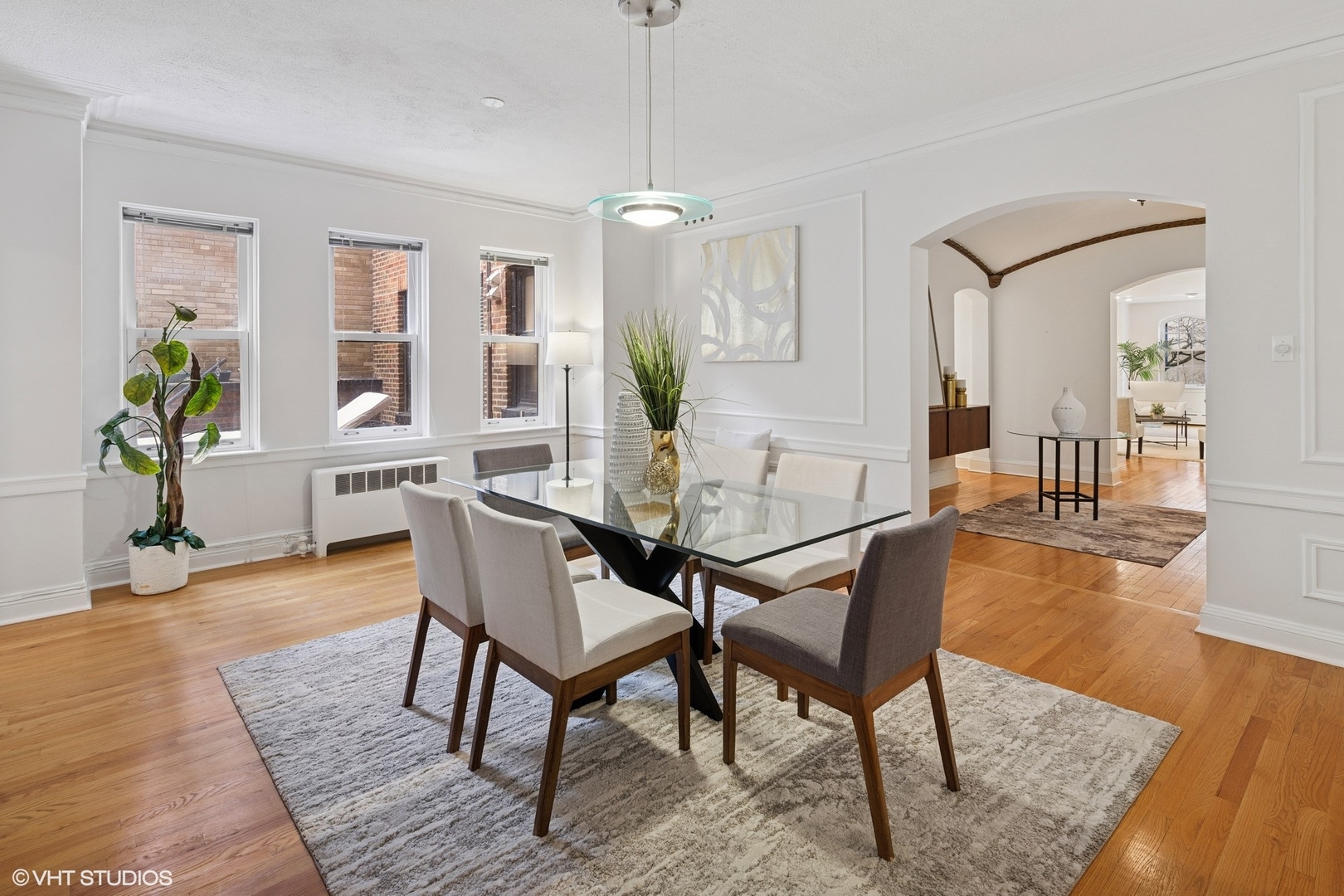 2920 North Commonwealth Avenue, Unit 2B Chicago, IL 60657 - Photo 14 of 32