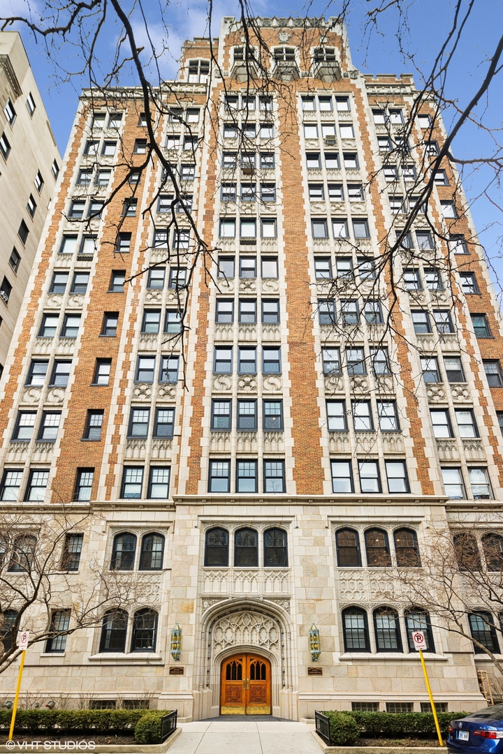 2920 North Commonwealth Avenue, Unit 2B Chicago, IL 60657 - Photo 30 of 32