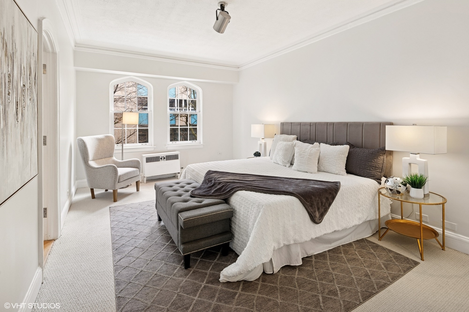 2920 North Commonwealth Avenue, Unit 2B Chicago, IL 60657 - Photo 6 of 32