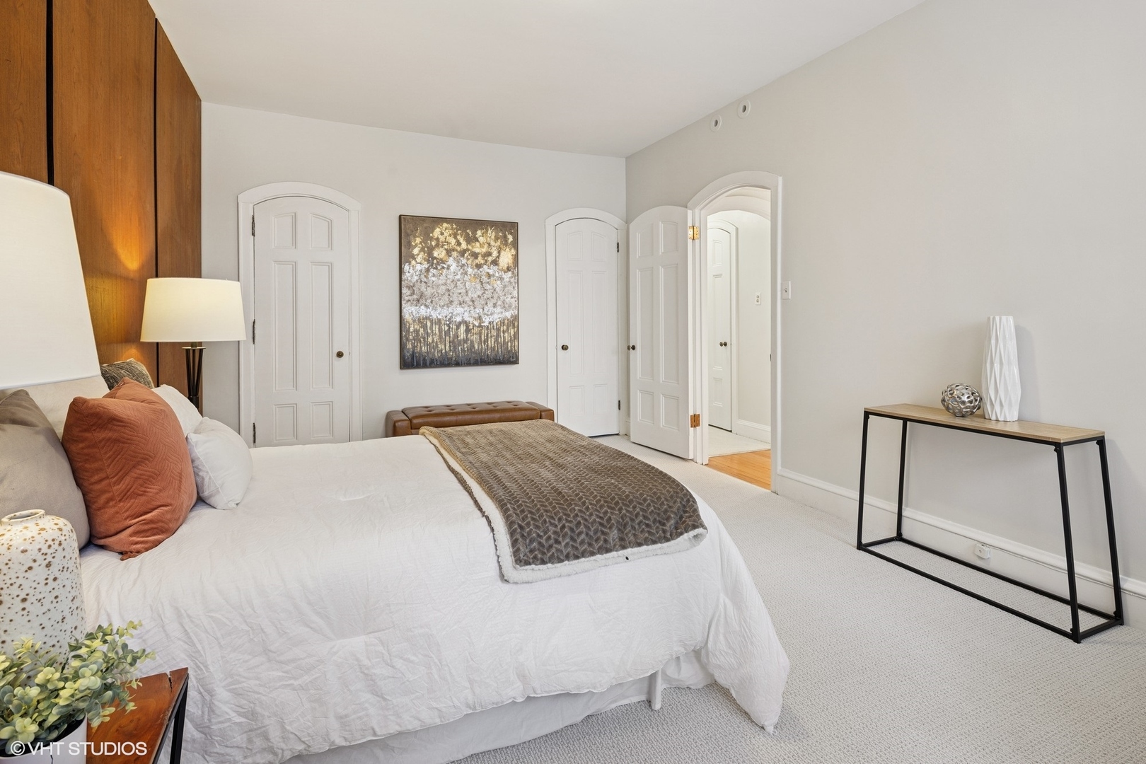 2920 North Commonwealth Avenue, Unit 2B Chicago, IL 60657 - Photo 10 of 32