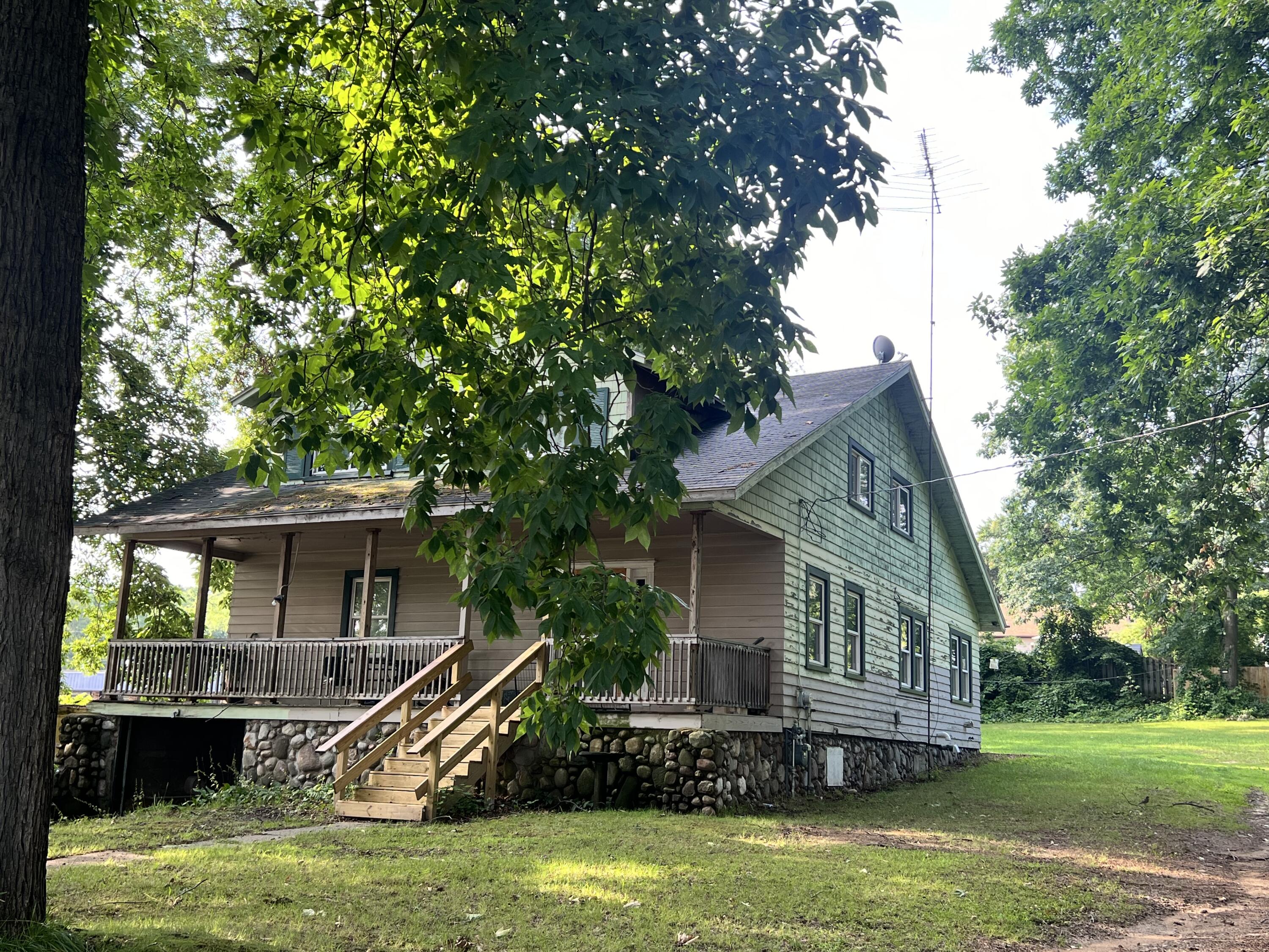 915 Betterly Road Springfield, MI 49037 - Photo 1 of 1 IMG_0207
