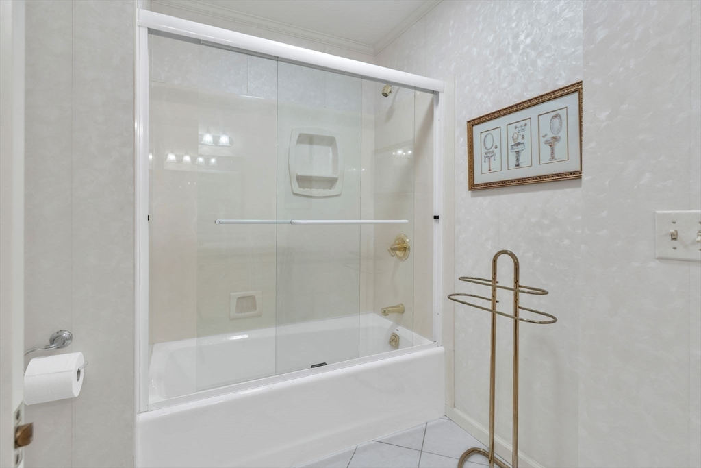 63 Ardsley Road Longmeadow, MA 01106 - Photo 23 of 41 a bathroom with a bathtub and a shower