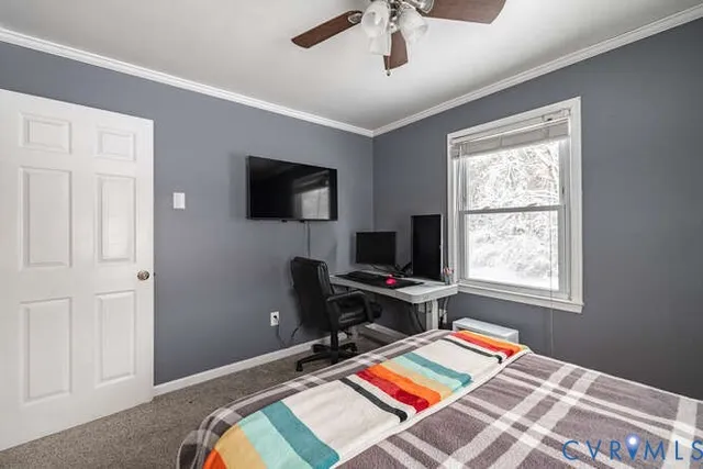 a room with furniture and screen