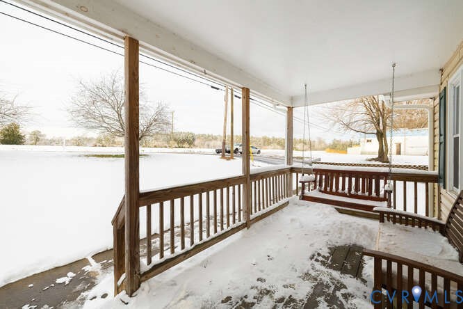 11623 Cox Road Church Road, VA 23833 - Photo 26 of 41 a view of a porch with wooden floor