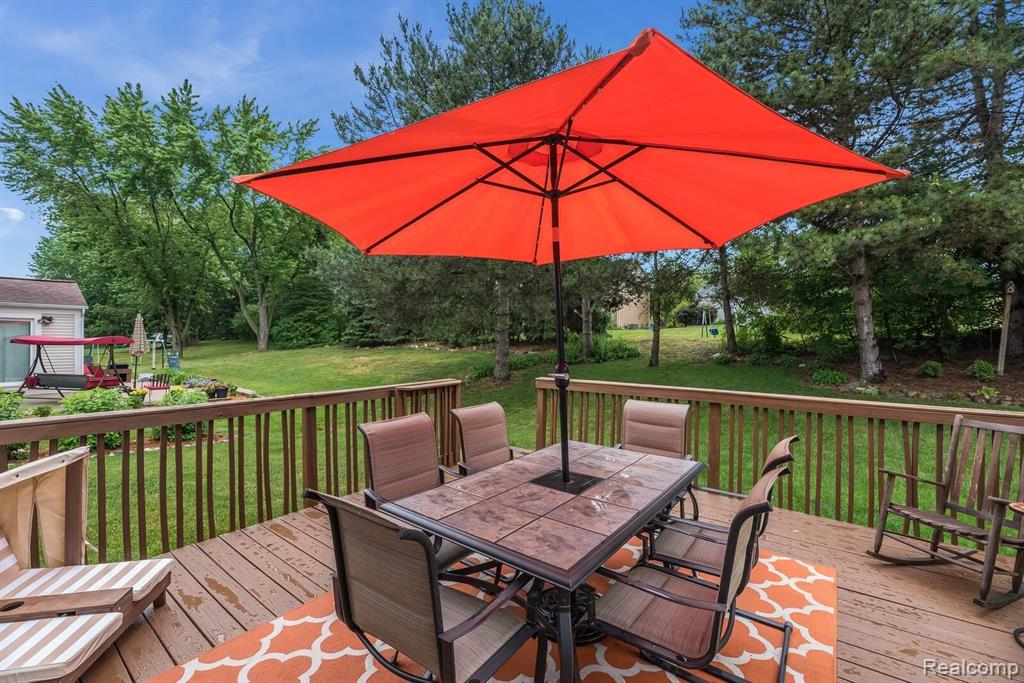 1689 Morningside Lane Rochester Hills, MI 48307 - Photo 29 of 33