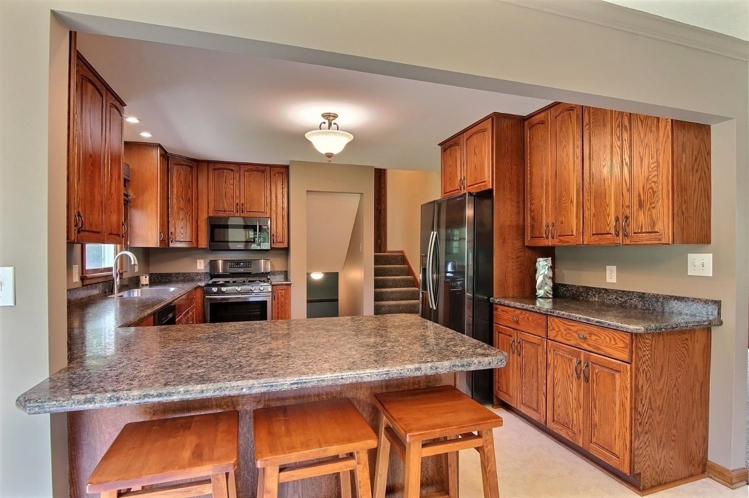 6639 Winding Ridge Road Demotte, IN 46310 - Photo 8 of 10 1500x999