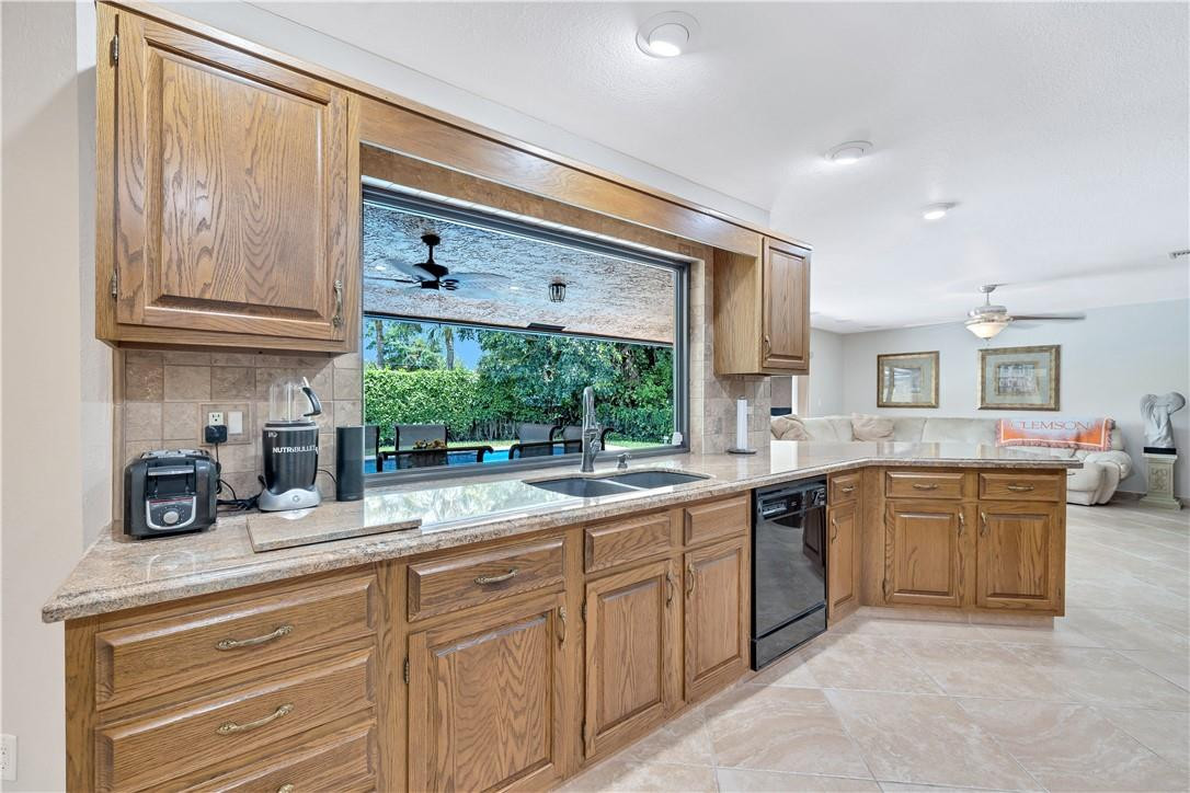 21920 Holly Tree Way Boca Raton, FL 33428 - Photo 17 of 49 Photo 18