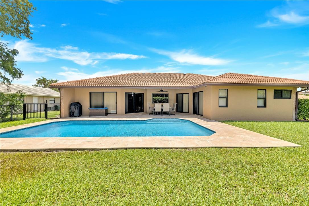 21920 Holly Tree Way Boca Raton, FL 33428 - Photo 32 of 49 Photo 33