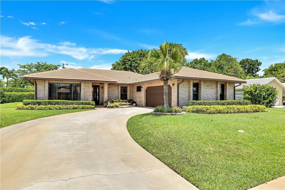 21920 Holly Tree Way Boca Raton, FL 33428 - Photo 33 of 49 Photo 34