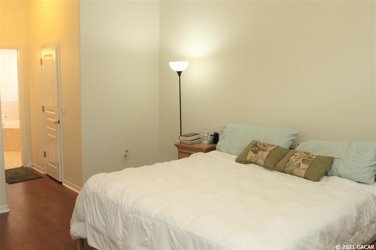 929 Southwest 83rd Terrace Gainesville, FL 32607 - Photo 11 of 24
