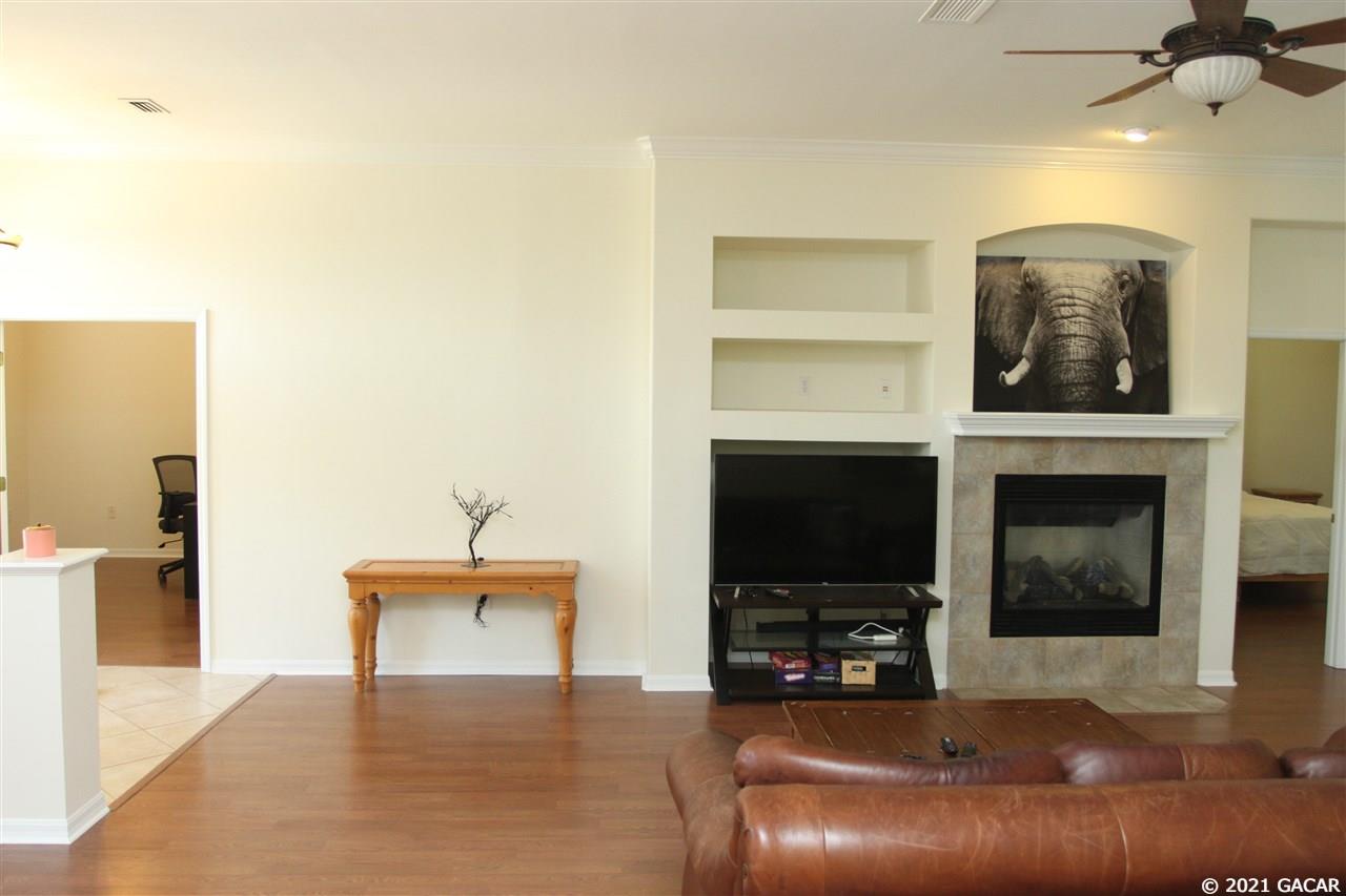 929 Southwest 83rd Terrace Gainesville, FL 32607 - Photo 4 of 24