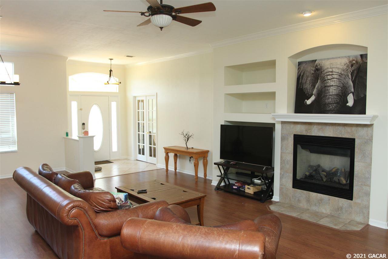 929 Southwest 83rd Terrace Gainesville, FL 32607 - Photo 5 of 24