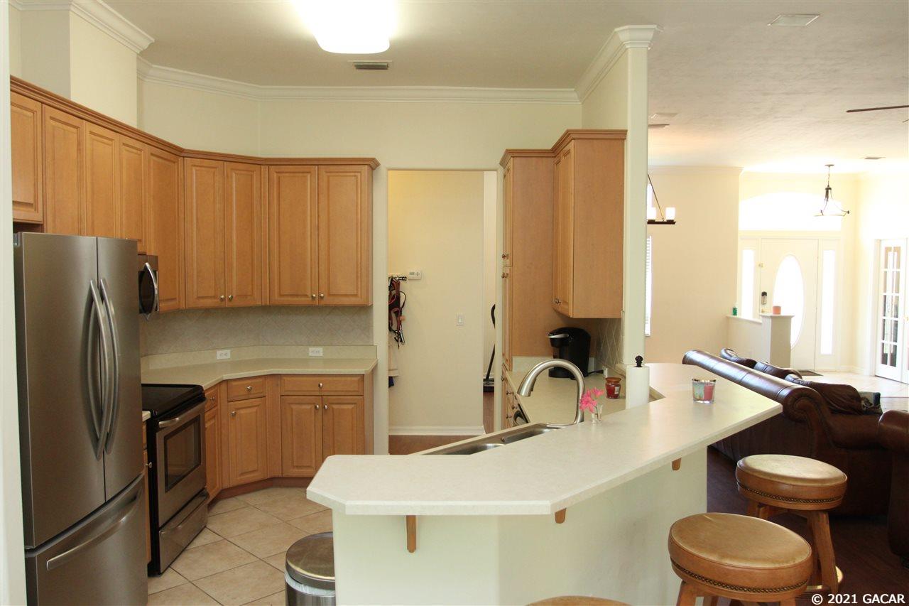 929 Southwest 83rd Terrace Gainesville, FL 32607 - Photo 6 of 24