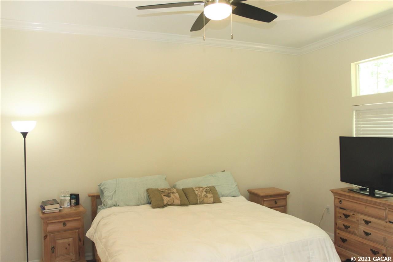 929 Southwest 83rd Terrace Gainesville, FL 32607 - Photo 10 of 24