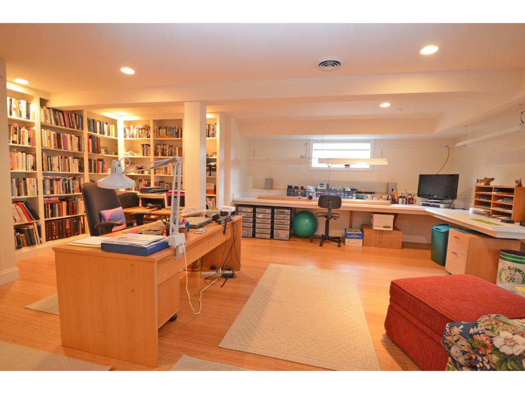 100 Shepard's Cove Road, Unit J2 Kittery, ME 03904 - Photo 14 of 32 Gallery Image 14