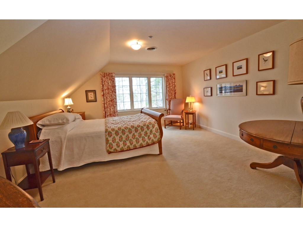 100 Shepard's Cove Road, Unit J2 Kittery, ME 03904 - Photo 21 of 32 Gallery Image 21