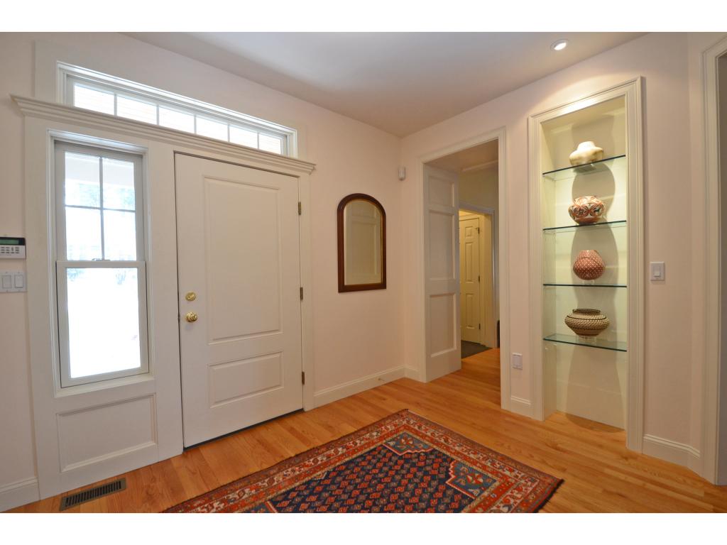 100 Shepard's Cove Road, Unit J2 Kittery, ME 03904 - Photo 5 of 32 Gallery Image 5