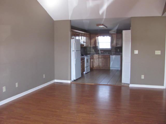 218 Modena Circle Decherd, TN 37324 - Photo 2 of 6 Gallery Image 2