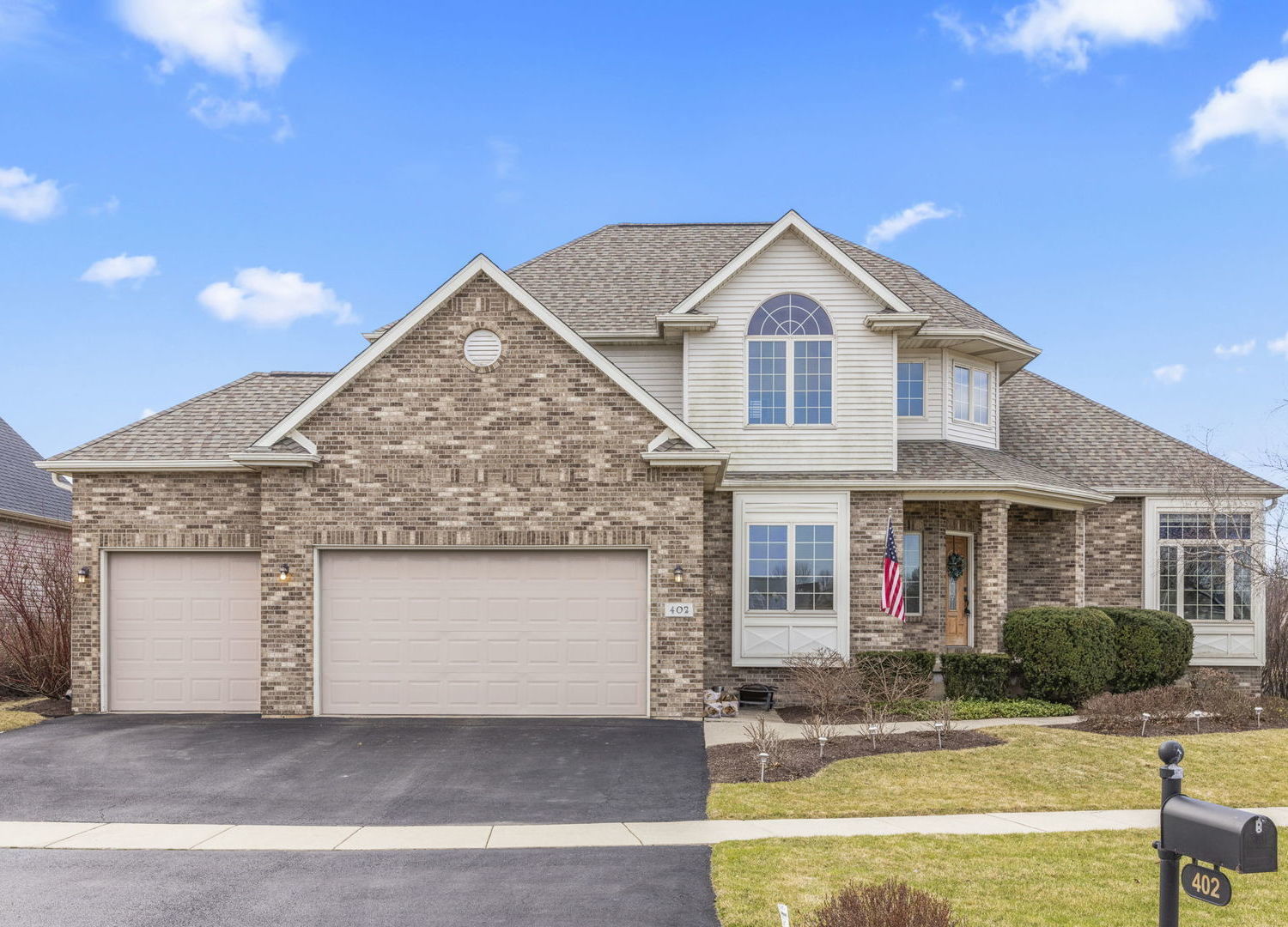 402 Northgate Drive Sycamore, IL 60178 - Photo 2 of 33