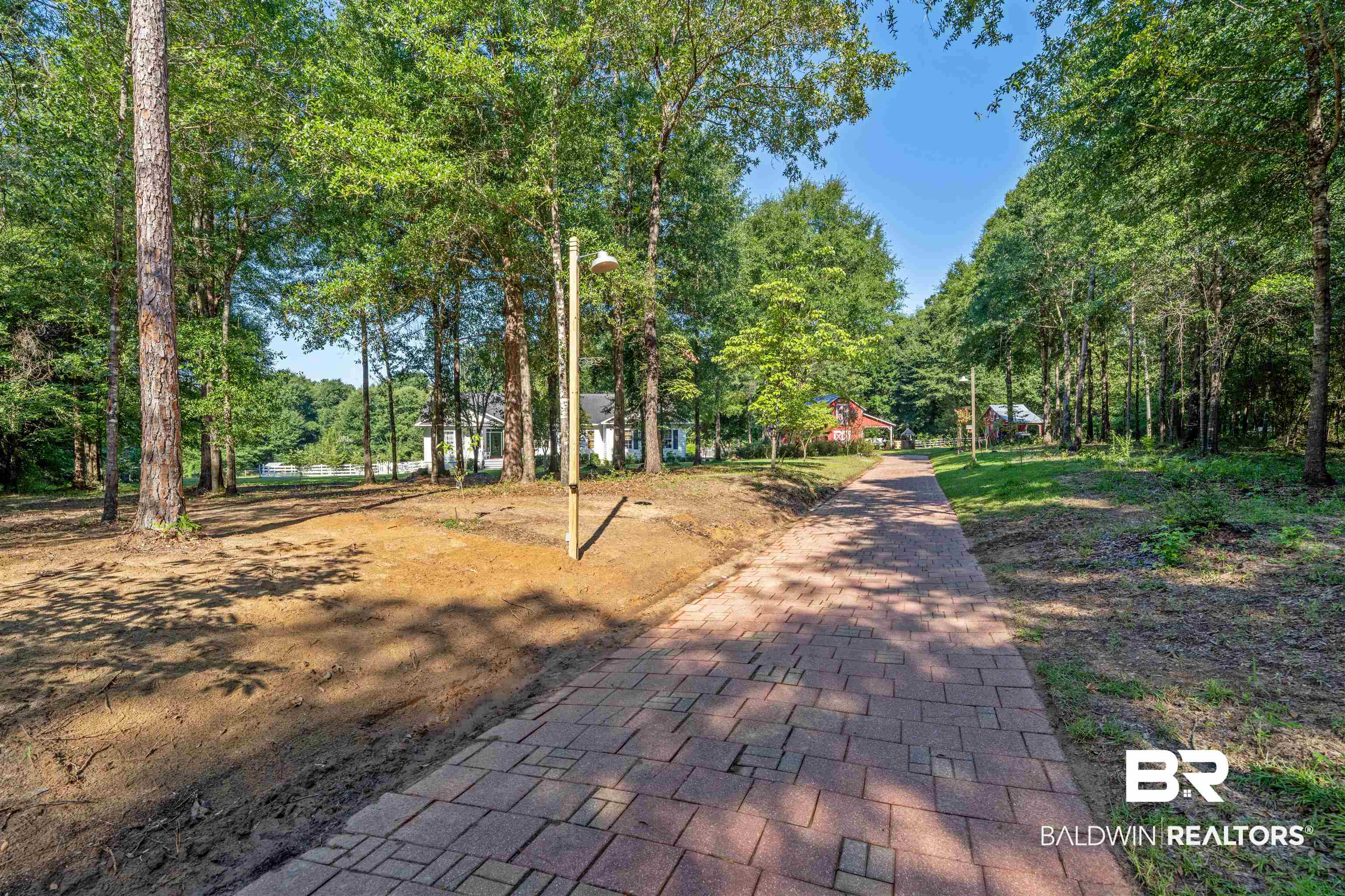 16560 Old Ganey Road Bay Minette, AL 36507 - Photo 2 of 52 Driveway