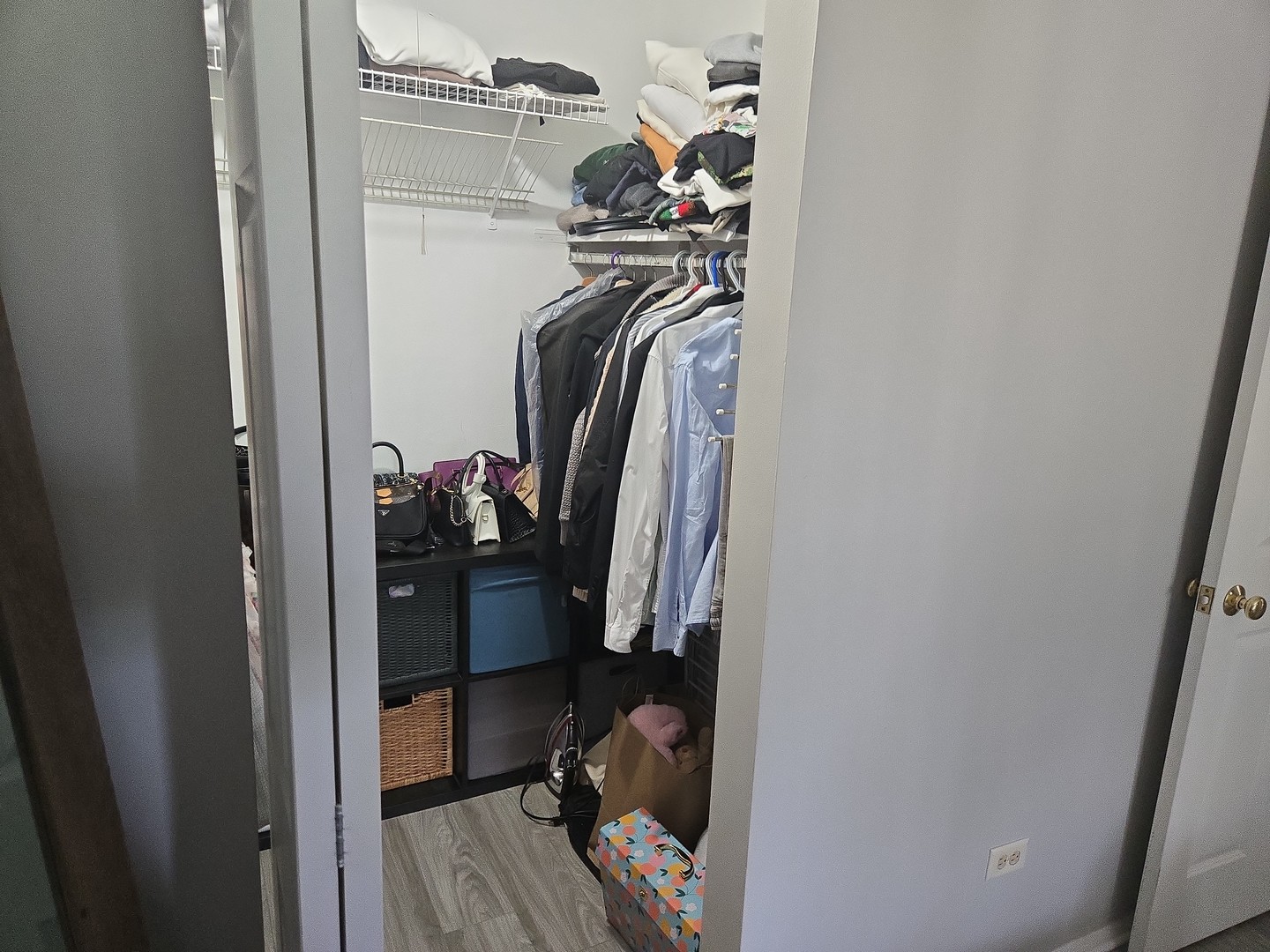 6151 Knoll Wood Road, Unit 305 Willowbrook, IL 60527 - Photo 12 of 17