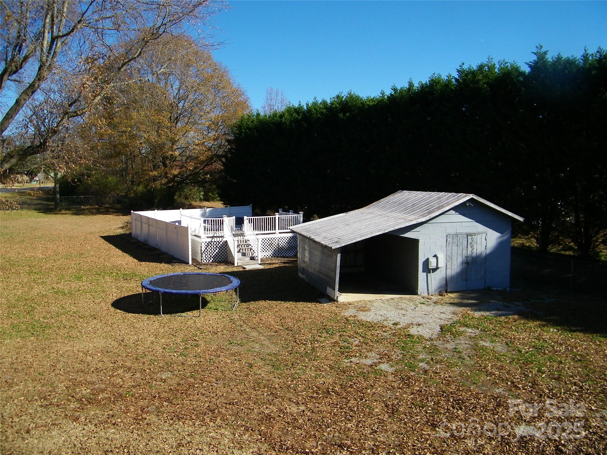 2353 South Post Road Shelby, NC 28152 - Photo 27 of 31 a view of a house with backyard and garden