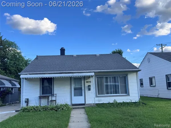 $1,700 | 1412 East Goulson Avenue, Hazel Park, MI 48030