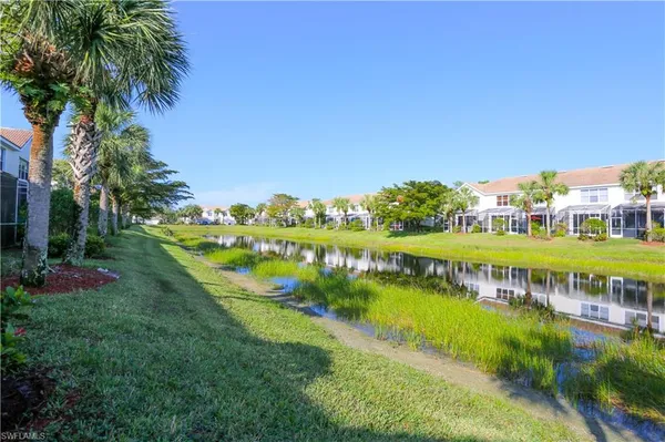 $2,195 | 937 Hampton Circle, Naples, FL 34105