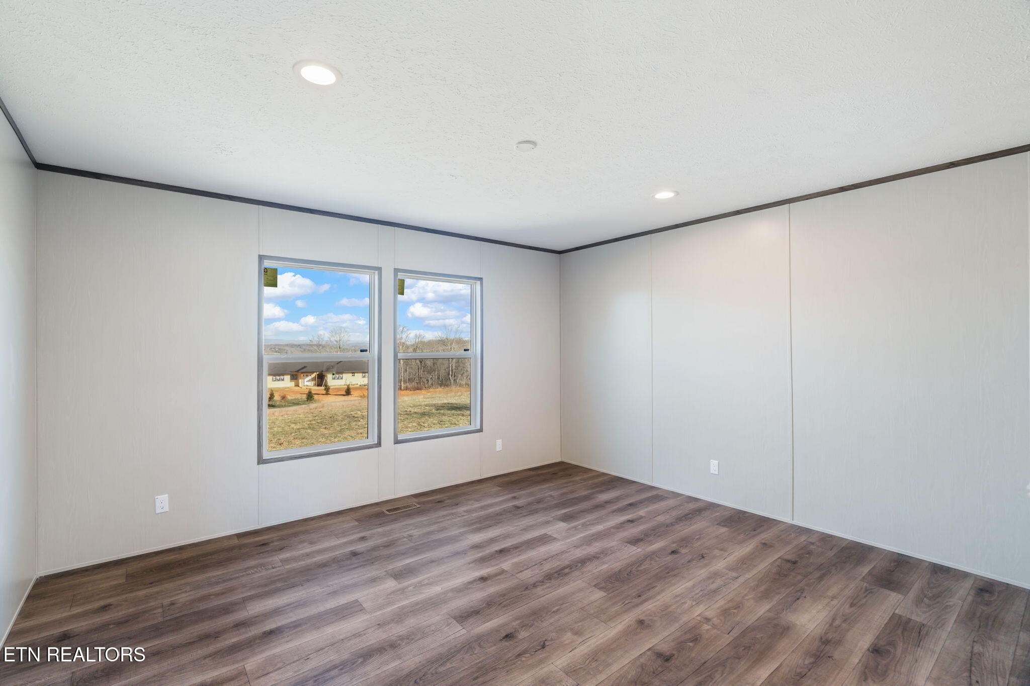 200 Laura Boling Loop Road Strawberry Plains, TN 37871 - Photo 30 of 44 28