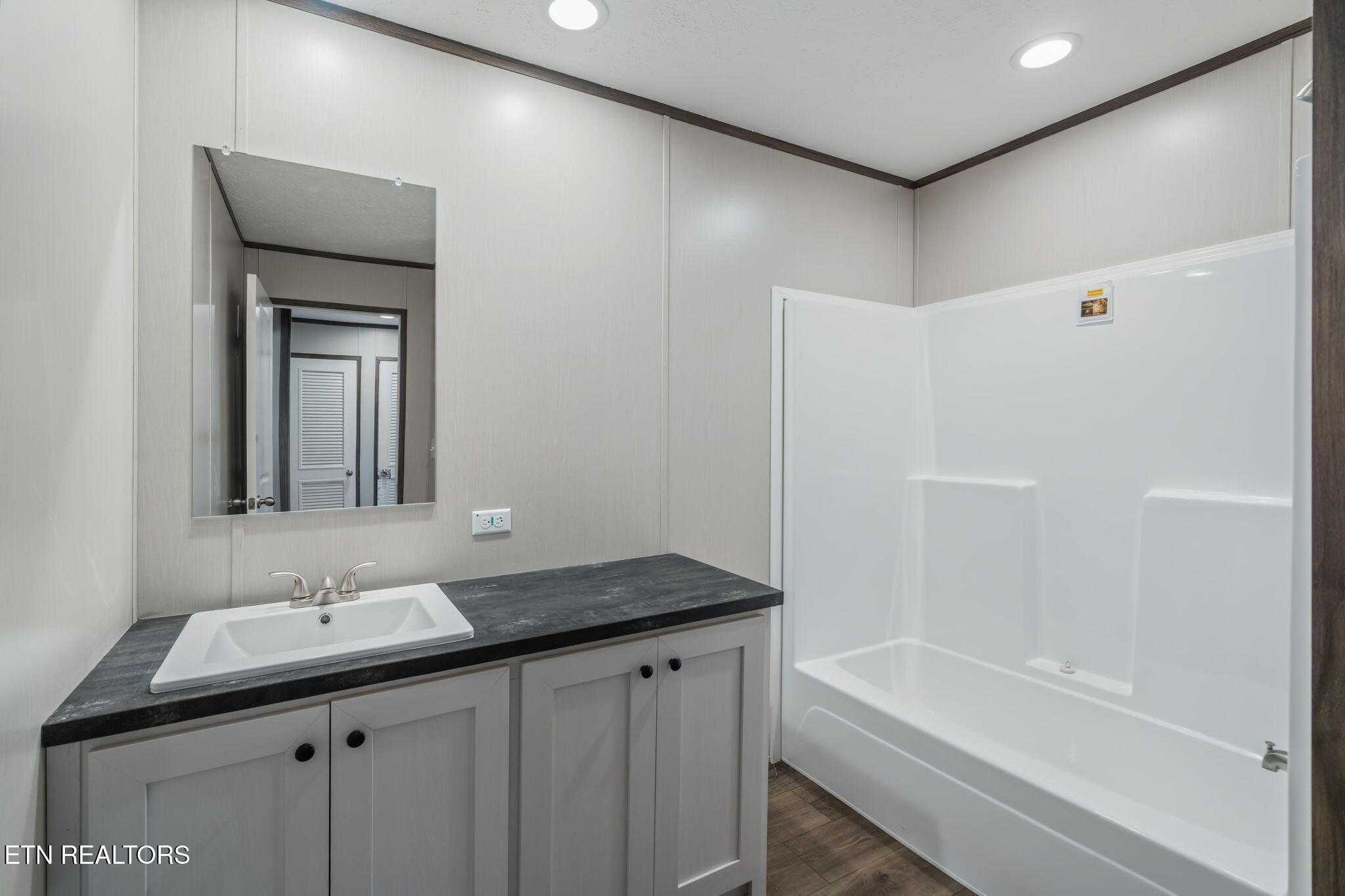 200 Laura Boling Loop Road Strawberry Plains, TN 37871 - Photo 42 of 44 38