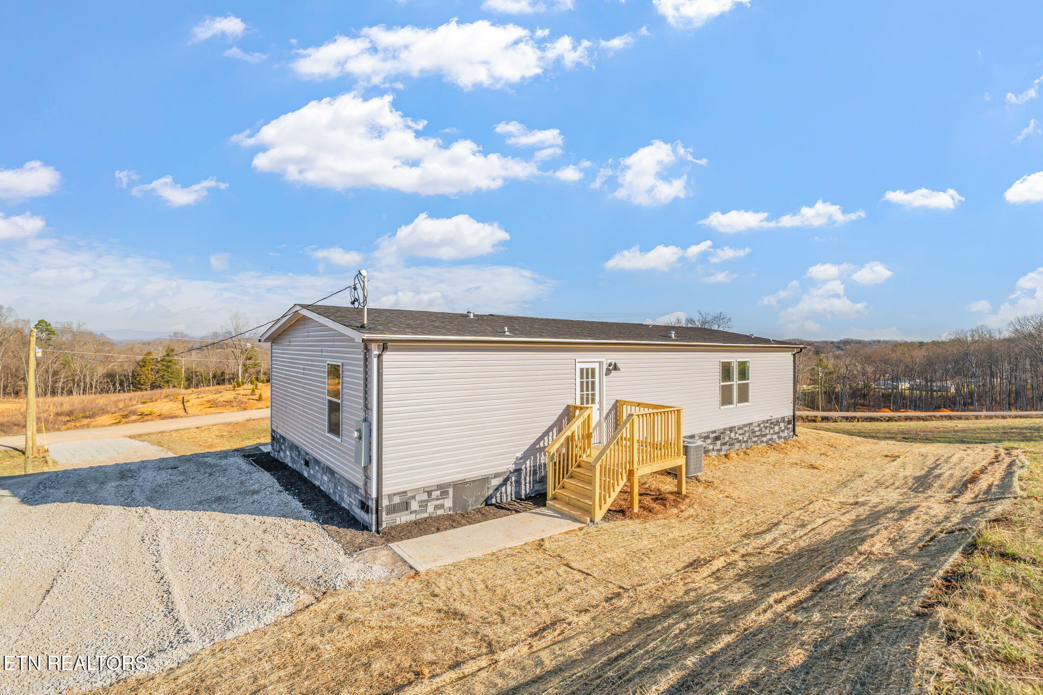 200 Laura Boling Loop Road Strawberry Plains, TN 37871 - Photo 6 of 44 7