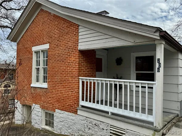 $125,000 | 206 Howard Street, Clarksville, MO 63336