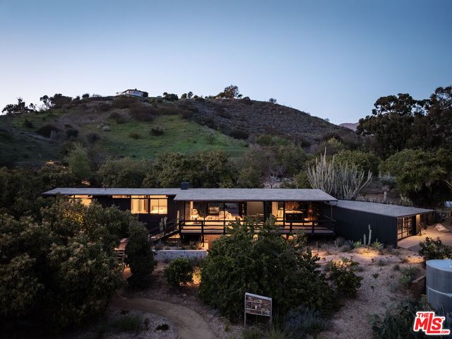 $22,000,000 | 5949 Bonsall Drive, Malibu, CA 90265