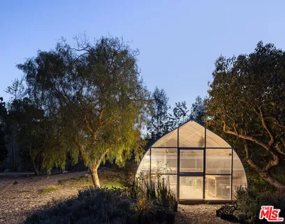 $22,000,000 | 5949 Bonsall Drive, Malibu, CA 90265