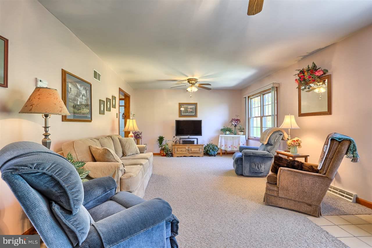 3267 West Springfield Road Glen Rock, PA 17327 - Photo 5 of 29 Gallery Image 5