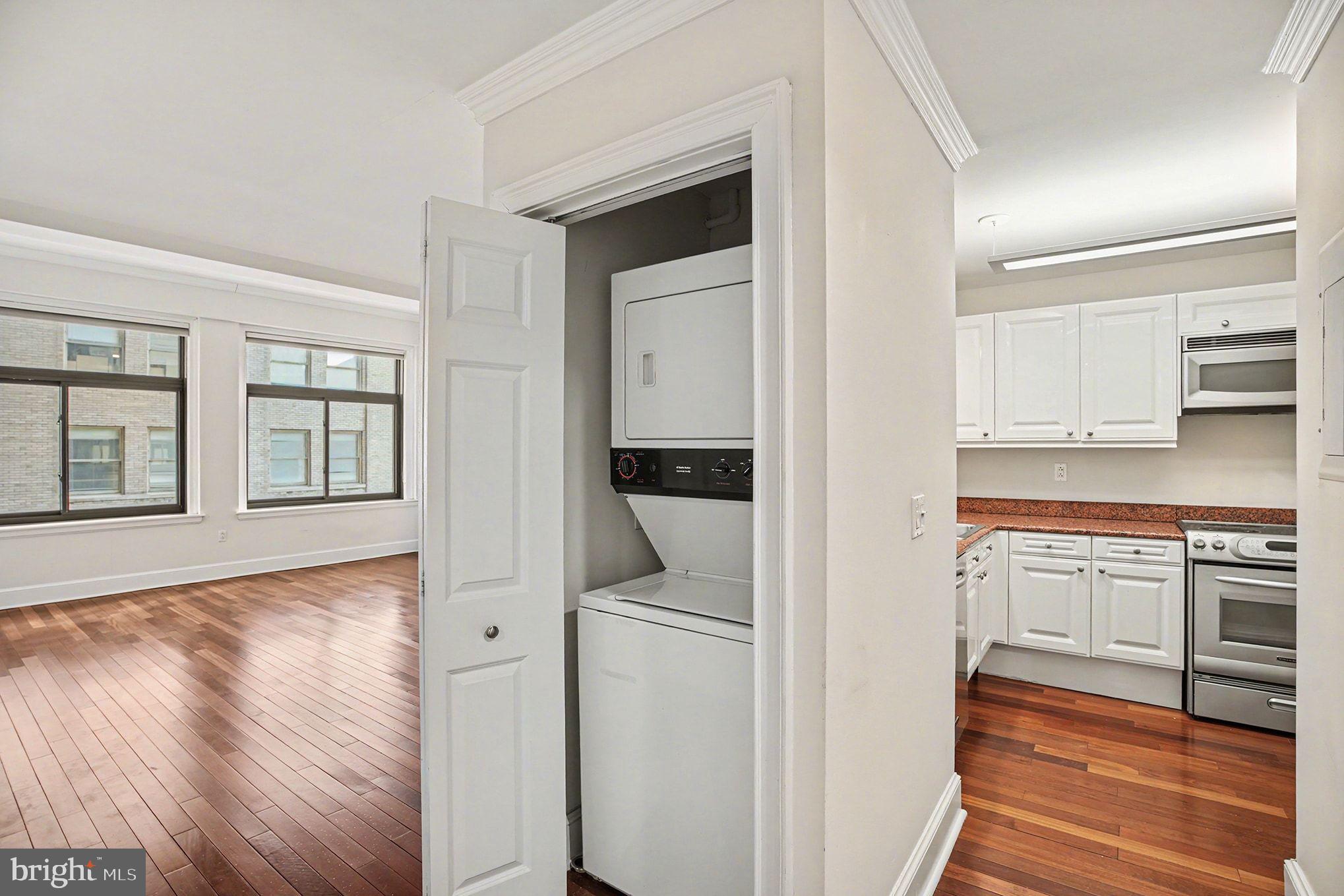 1500 Chestnut Street, Unit 8C Philadelphia, PA 19102 - Photo 14 of 33