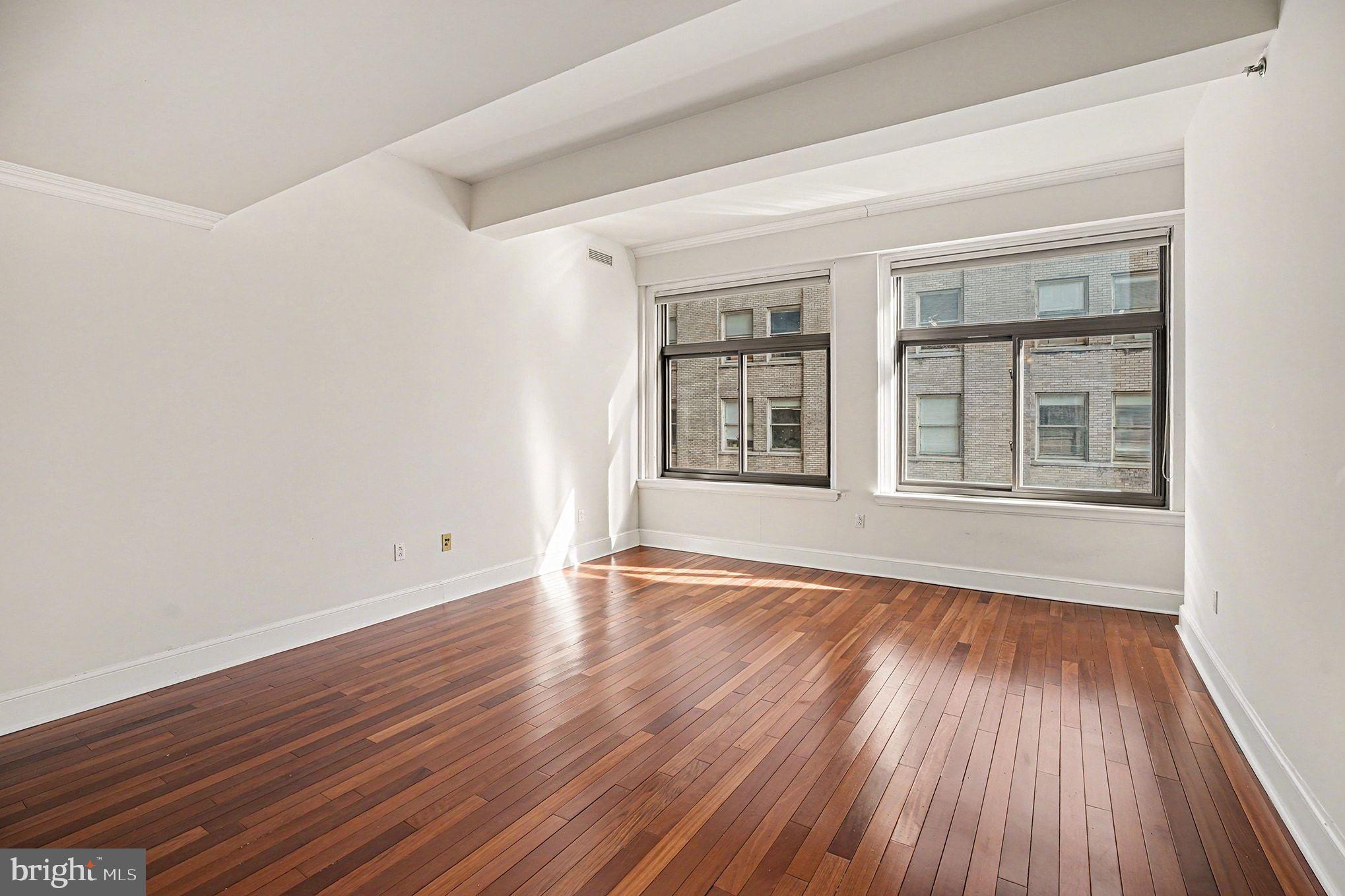 1500 Chestnut Street, Unit 8C Philadelphia, PA 19102 - Photo 17 of 33