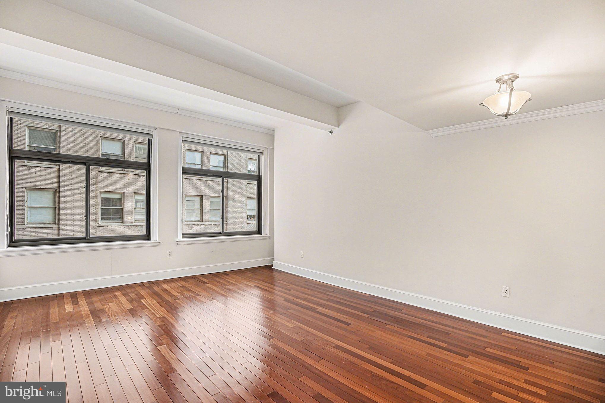 1500 Chestnut Street, Unit 8C Philadelphia, PA 19102 - Photo 19 of 33