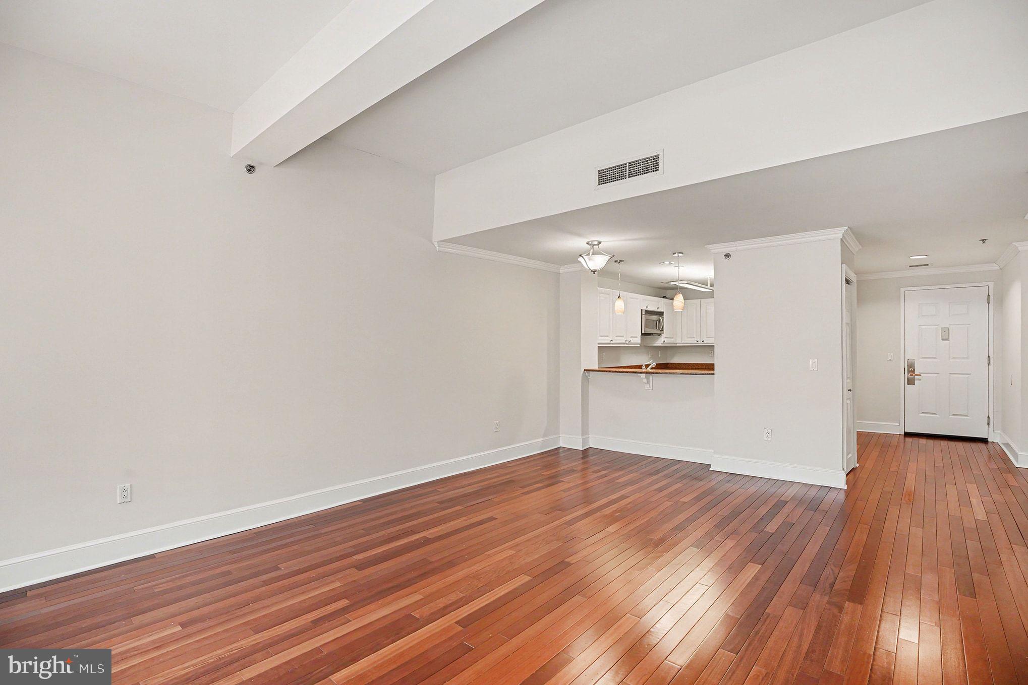 1500 Chestnut Street, Unit 8C Philadelphia, PA 19102 - Photo 20 of 33
