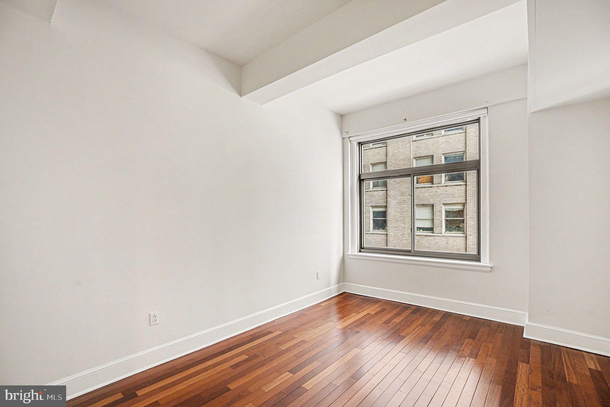 1500 Chestnut Street, Unit 8C Philadelphia, PA 19102 - Photo 24 of 33