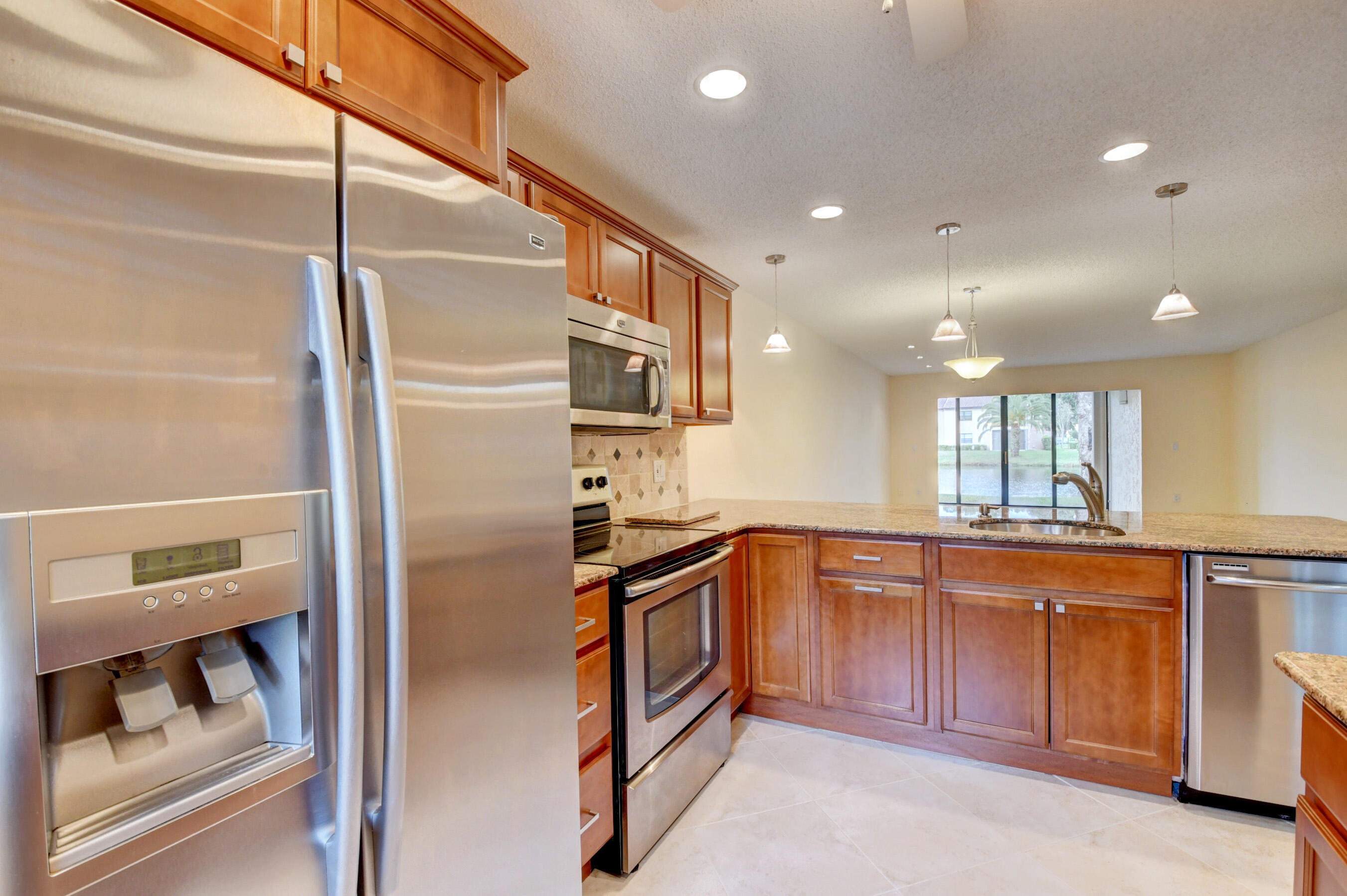 9277 Vista Del Lago, Unit E Boca Raton, FL 33428 - Photo 8 of 40 32_dsc_3101_2_3_4_5