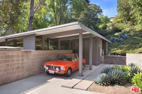 $1,995,000 | 12450 Rochedale Lane, Los Angeles, CA 90049