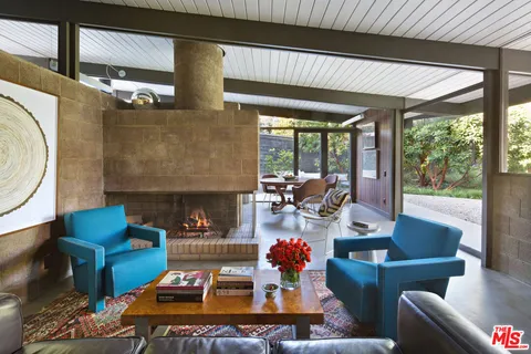 $1,995,000 | 12450 Rochedale Lane, Los Angeles, CA 90049