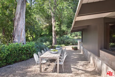$1,995,000 | 12450 Rochedale Lane, Los Angeles, CA 90049