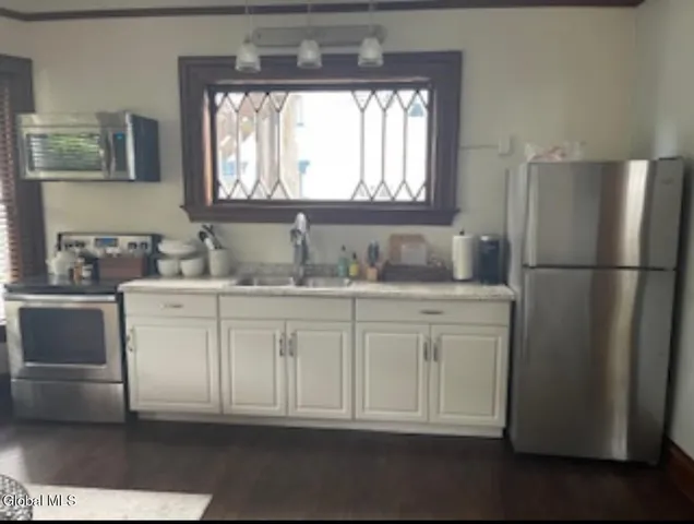 $589,900 | 462 Glen Street, Glens Falls, NY 12801