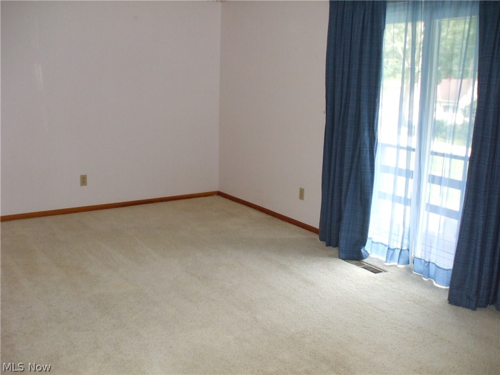236-238 North Messner Road New Franklin, OH 44319 - Photo 11 of 30 Gallery Image 11